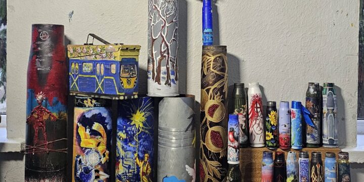 Знаєте, це дуже особливе відчуття – тримати в руках важкий холодний метал, який ще нещодавно був на передовій…